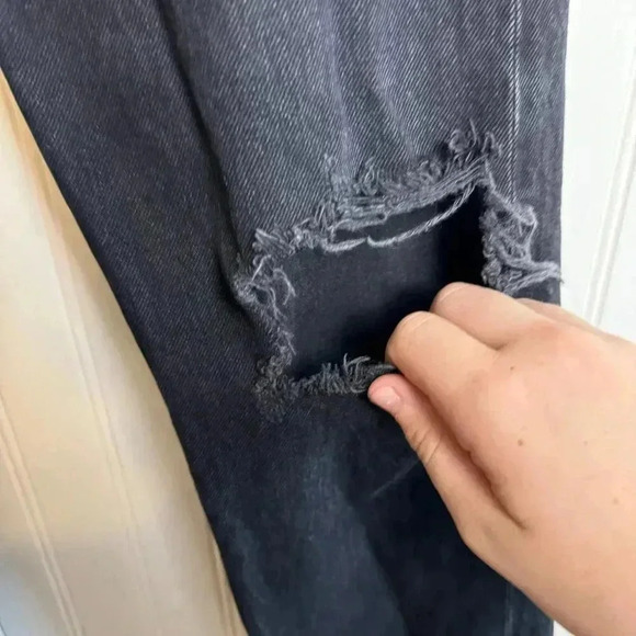 Agolde 90's Crop Black Distressed Jeans Button Fly 22” waist - Picture 2 of 6